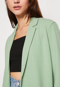JDY GEGGO LS - Manteau court - basil