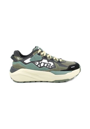 SNEAKERS - Sneaker low - verde