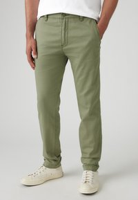 Levi's® - XX CHINO STANDARD TAPER PANTS - Chinos - deep lichen green Thumbnail Image 1