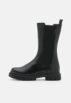 Boots - black