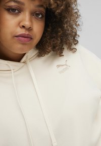 Puma BETTER CLASSICS  - Kapucni - offwhite