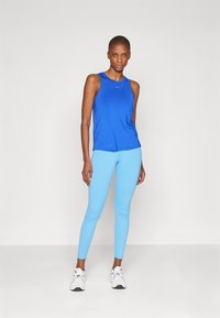 Nike Performance ONE CLASSIC TANK - Topper - hyper royal/black