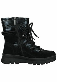 Botas de senderismo impermeables negras con un acabado brillante, ante texturizado, cordones en la parte delantera, cierre con cremallera y una suela de goma gruesa.
