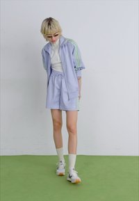 Thumbnail Image 2