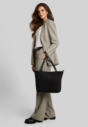 TOM TAILOR, TOM TAILOR BAGS TTXANTHIA L SHOPPER MIT LOGO-PRÄGUNG - Handtas - schwarz   black