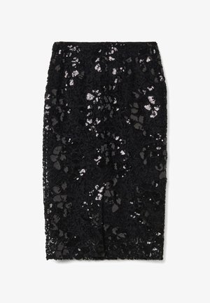 Zwarte kokerrok met een bloemig, paillettenpatroon. Kenmerkt zich door een gestructureerde stof en een aansluitende silhoët. De zoom is recht zonder verdere details.