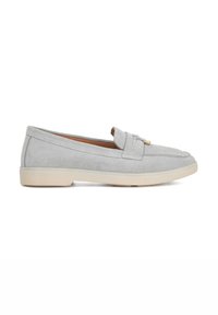 Unselected, grey