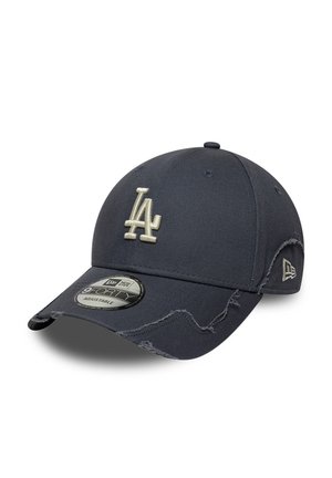 Dunkelblaue verstellbare Baseballkappe mit gesticktem LA-Logo auf der Vorderseite und abgenutzten Kanten am Schirm.