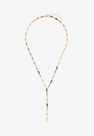 Złoty łańcuszek z naprzemiennie gładkimi i fakturowanymi wydłużonymi trójkątnymi ogniwami, ozdobiony zwisającym trójkątnym wisiorkiem oraz regulowanym zapięciem.