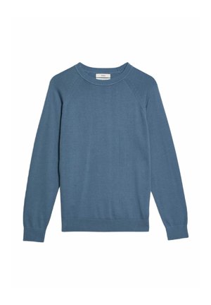 Himmelblå sweater lavet af blødt strikmateriale, med rund hals, lange raglanærmer og en let tekstureret overflade.