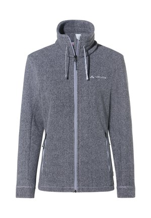 Grijze fleece jas met een hoge kraag, ritssluiting aan de voorkant en twee zijzakken. Voorzien van een contrasterende rits en logodetail op de borst.
