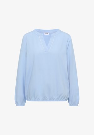 Blouse bleu clair à manches longues avec une fente en V, un détail discret de piping blanc, des poignets élastiques et un ourlet élastique froncé de la marque Cecil.