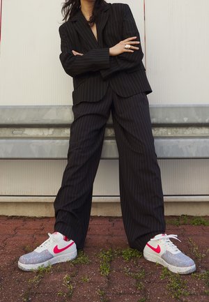 Nike Sportswear Sneakers - grey