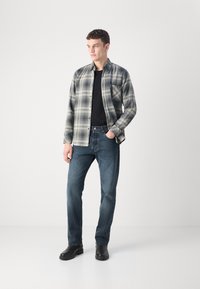 BOSS RICKERT - Srajca - open grey