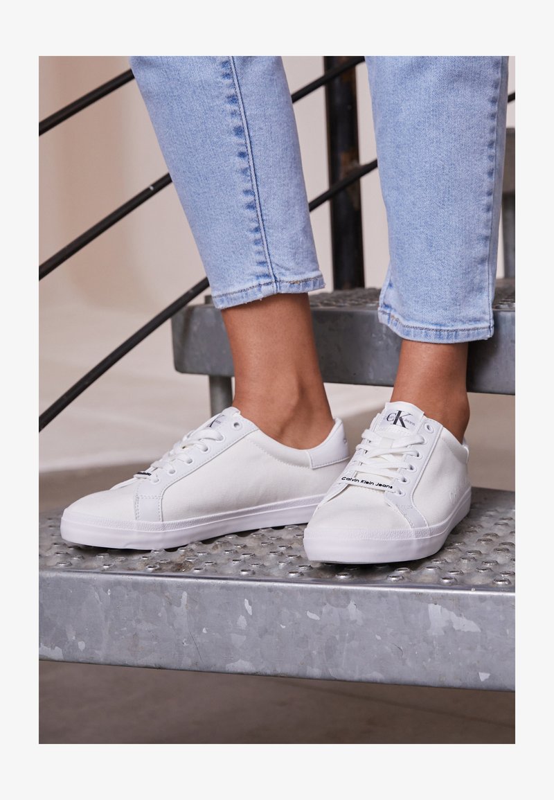 Calvin klein jeans lace up leather trainer in white Clearance