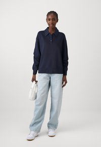 Gina Tricot COLLAR - Sweatshirt - peacoat