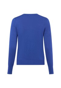 Niebieski sweter z długim rękawem i okrągłym dekoltem. Wykonany z miękkiej, lekkiej tkaniny. Posiada dopasowany ściągacz u dołu i przy mankietach.