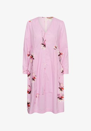 Rózsaszín csíkos ruha virágmintával, V-nyakkivágással és hosszú ujjakkal. Laza szabással és puha szövet textúrával rendelkezik.