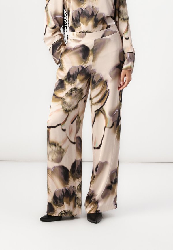 MILENA PANTS - Trousers - vanilla cream