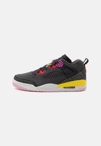 Nevybrané, anthracite/university red/black/wolf grey/light arctic pink/optic yellow