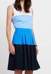 s.Oliver Denní šaty - dark blue