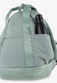 Jordan ALPHA BACKPACK - Dnevni ruksak - jade smoke