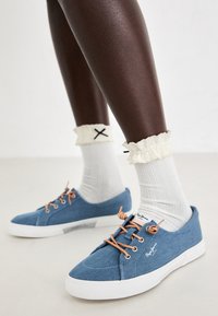 KENTON - Športni copati - denim