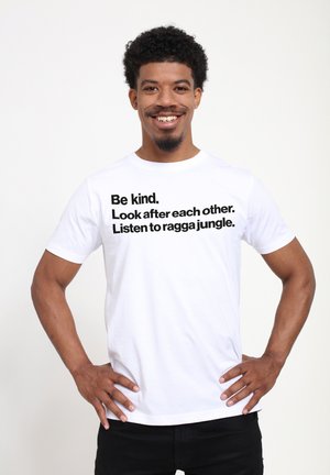 MUSIC LISTEN TO RAGGA JUNGLE - Camiseta estampada - white