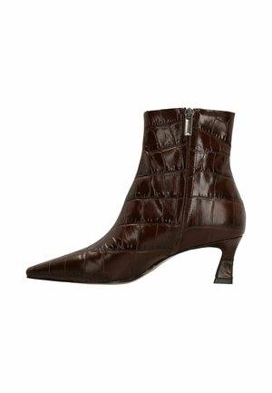 Classic ankle boots - braun