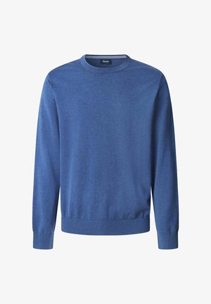 Pull bleu à col rond avec des manches longues, fabriqué en matériau tricoté doux. Présente un ourlet et des poignets côtelés avec une texture subtile. Pas de motifs ni d'accents.