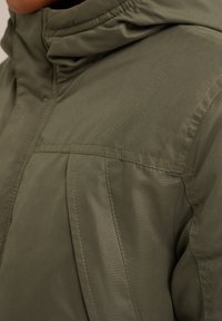 WE Fashion Zimní kabát - green