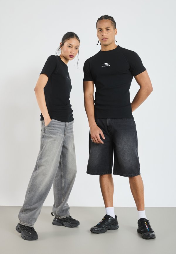 UNISEX WAFFLE MUSCLE FIT T SHIRT - Basic T-shirt2