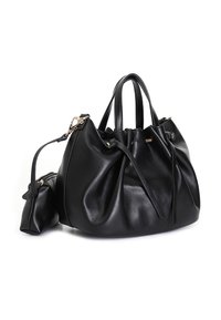 Mustat nahkakäsilaukku, jossa on rento muotoilu, nyöri sulkeminen ja kaksi kahvaa. Sisältää pienemmän irrotettavan sisäpussin vetoketjulla.