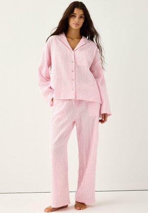 - Spodnie od piżamy