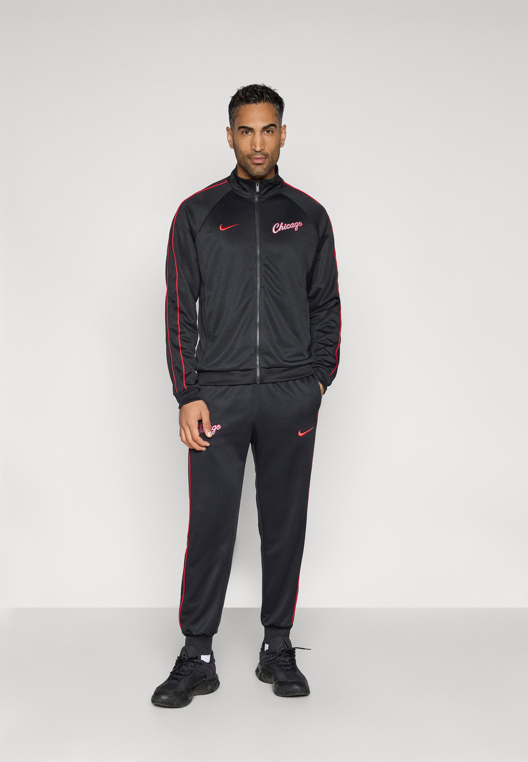 chicago bulls nike tracksuit
