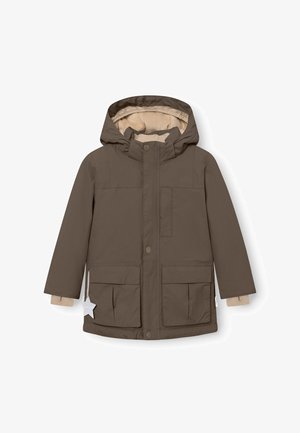 Braune Parkajacke mit Kapuze, beigem Futter, vorderem Druckknopfverschluss, zwei großen Fronttaschen und einem sternförmigen Etikett an der Seite.