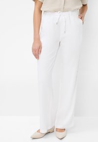 BRAX - STYLE MAINE - Straight leg jeans - offwhite Thumbnail Image 1