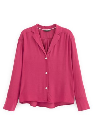 Chemise à manches longues boutonnée de couleur rose vif, en tissu lisse, avec col cranté, boutons sur le devant et détail plissé au niveau de l'encolure.