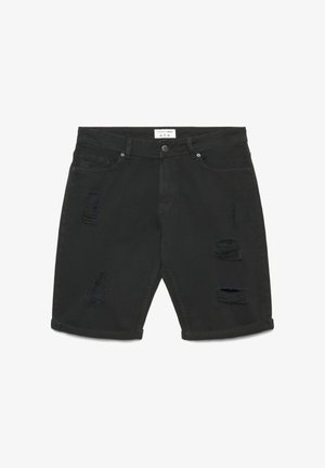 Czarne szorty jeansowe z przetartymi rozdarciami na przednich udach, podwiniętymi zakończeniami, guzikiem z przodu i kieszeniami.