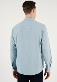 Buratti BUTTON DOWN  - Camicia - aqua