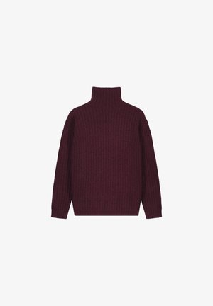 Bordeaux gebreide trui met een hoge kraag, losse pasvorm en ribbelstructuur. Heeft lange mouwen en een rechte zoom op de taille.
