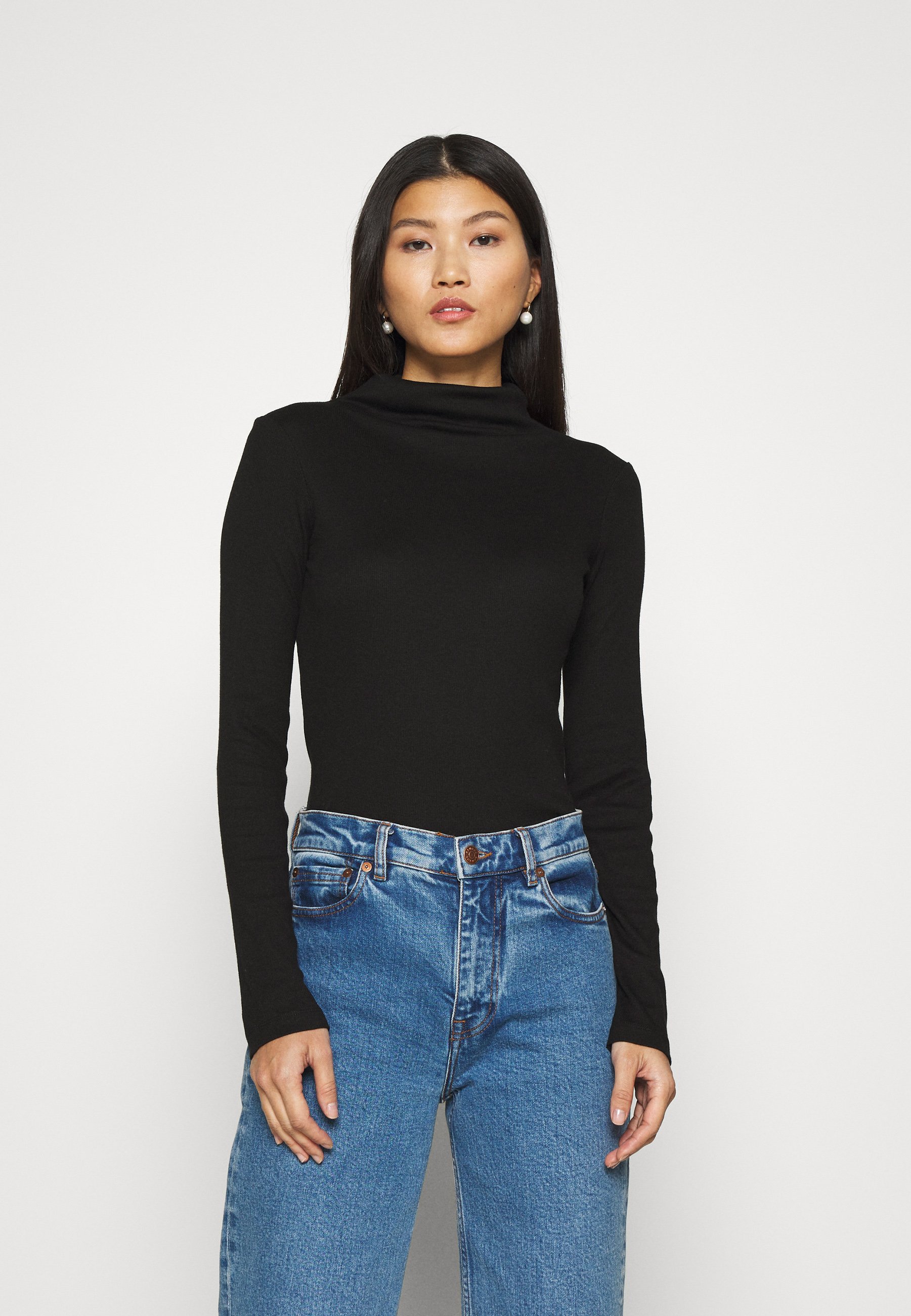 marco polo turtleneck