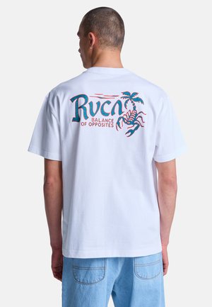 - T-shirt z nadrukiem