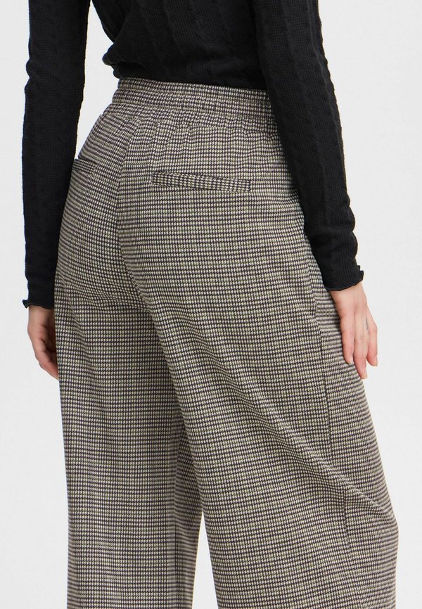 BYROWAN STRIPE - Trousers2