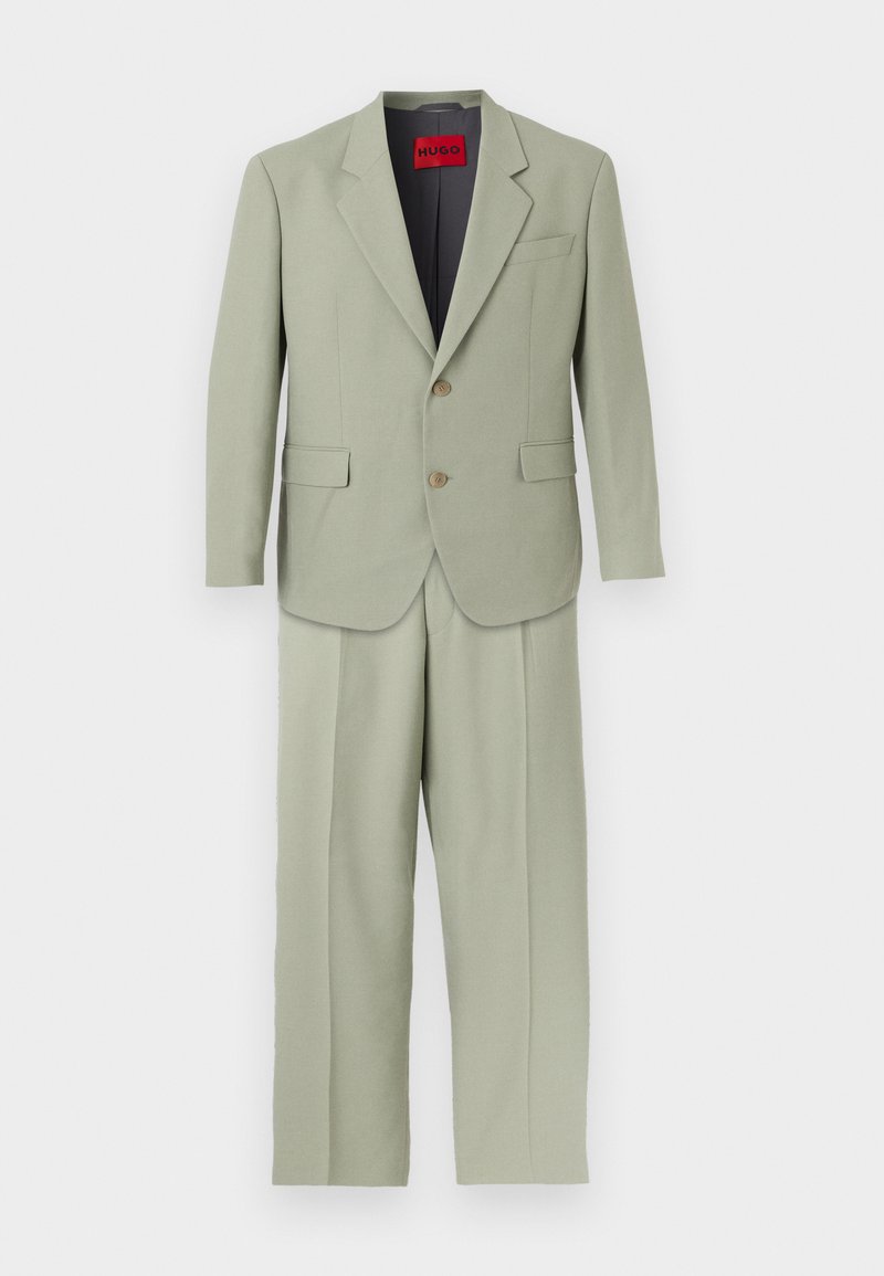Traje