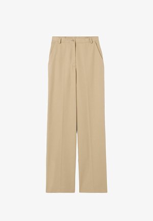 Pantalon beige à jambes larges avec bouton avant, passants de ceinture, poches latérales, et une finition lisse sans plis.