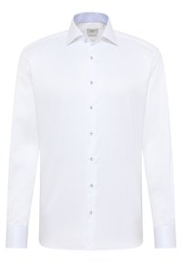 Witte blouse met lange mouwen, gemaakt van een gladde stof, met een klassieke kraag, zeven knopen aan de voorkant en een contrasterende gestreepte binnenkraag.