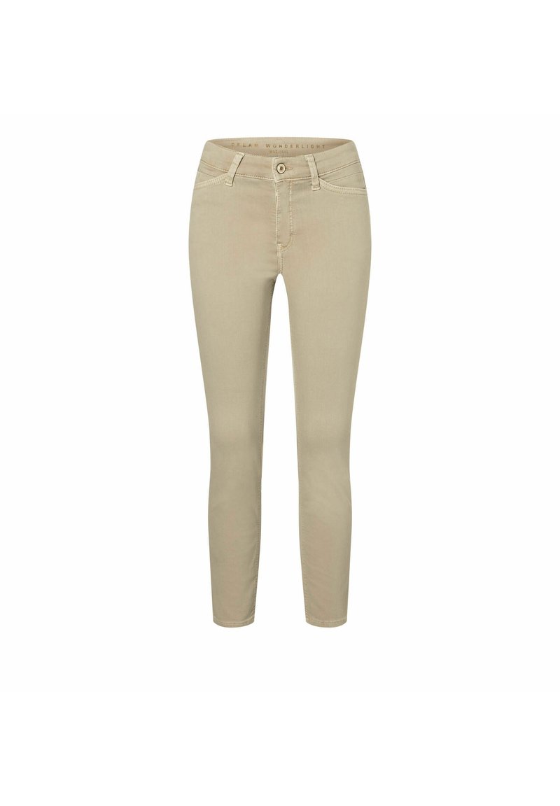 Vaqueros skinny beige fabricados en mezcla de algodón, que cuentan con cierre frontal con botón, trabillas para cinturón y diseño estándar de cinco bolsillos. Textura suave.