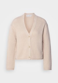 Cardigan lavorato a maglia beige con scollatura a V, maniche lunghe e cinque bottoni, caratterizzato da un motivo testurizzato e dettagli a costine sul colletto e sui polsini.