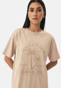 Henderson NULES beżowy